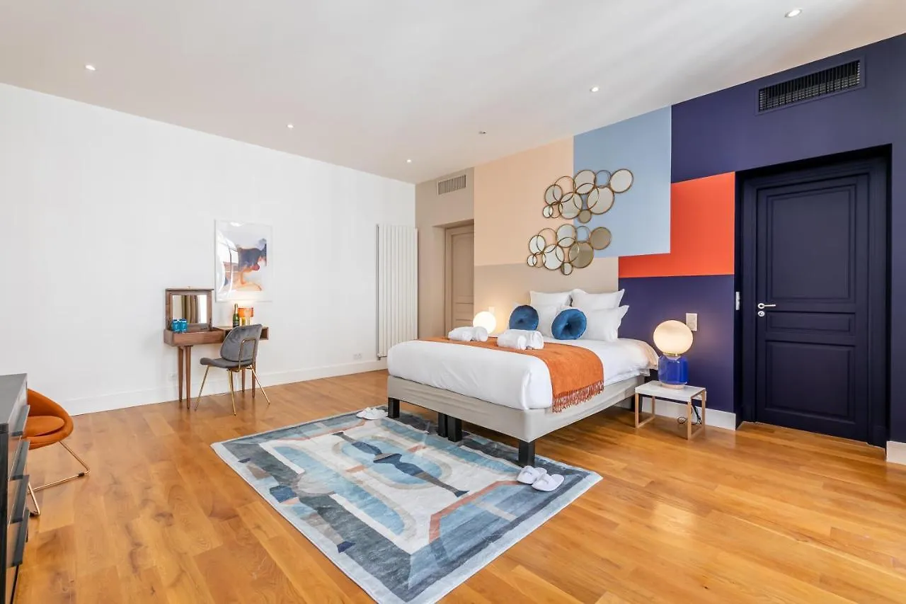 Sweett - Boccador Daire Paris